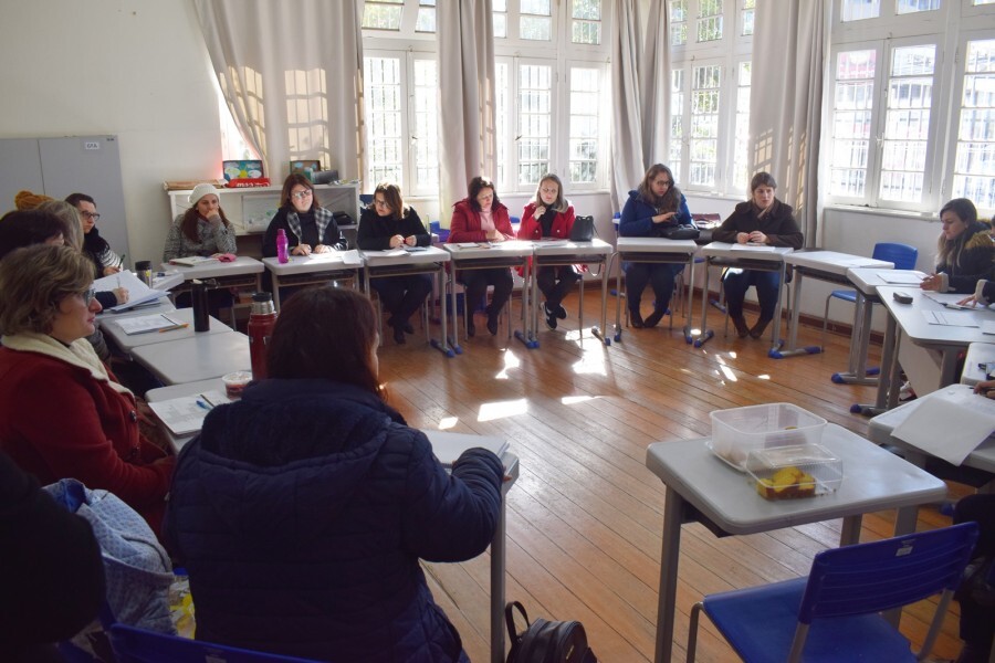 2-parada-pedagogica-reune-profissionais-da-educacao