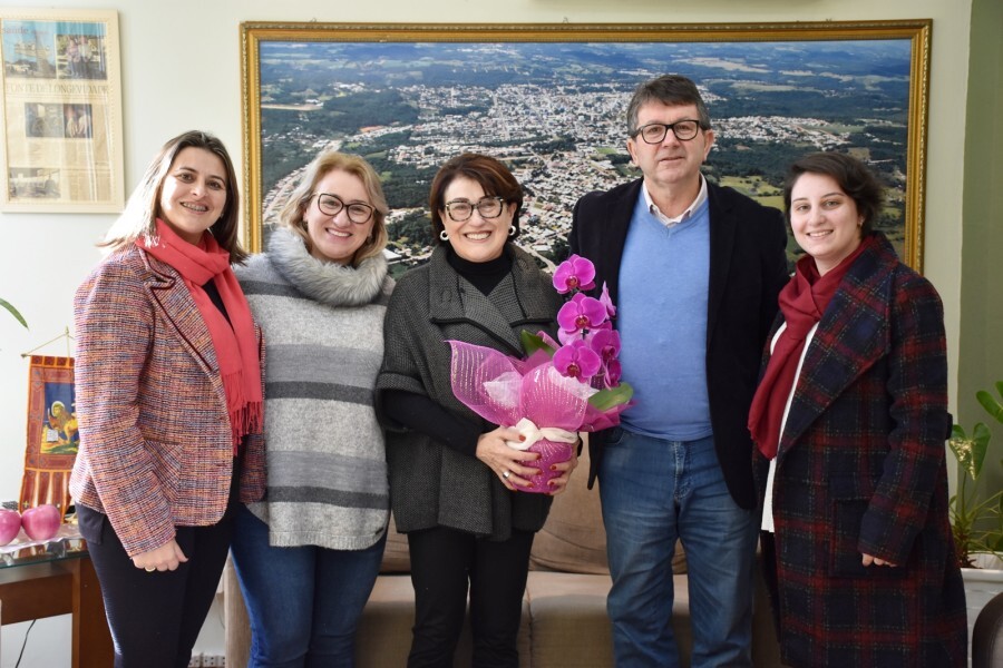 feira-do-livro-de-2019-ja-tem-a-sua-patronesse