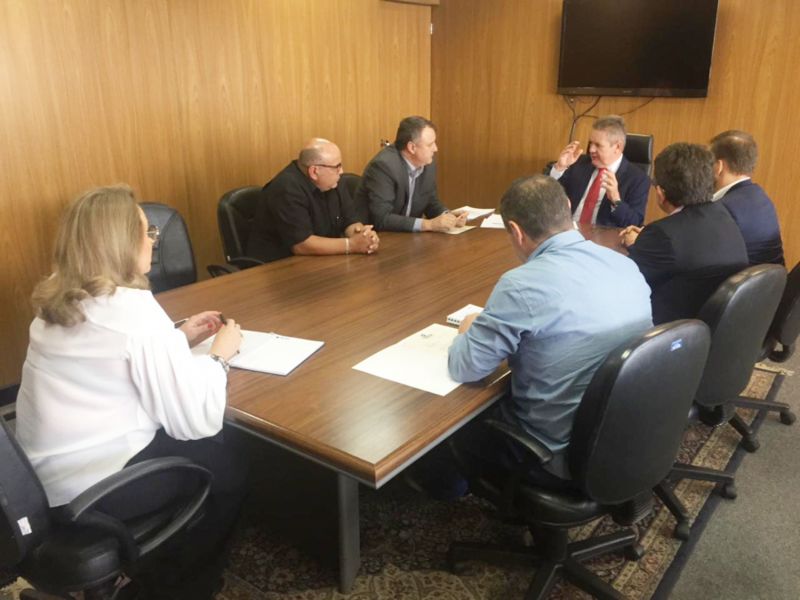 prefeito-waldemar-de-carli-se-reune-com-vice-governador