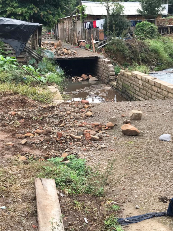 prefeitura-promove-limpeza-do-arroio-cascata