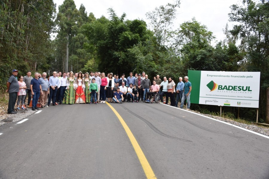 comunidade-de-nossa-senhora-das-dores-inaugura-asfalto