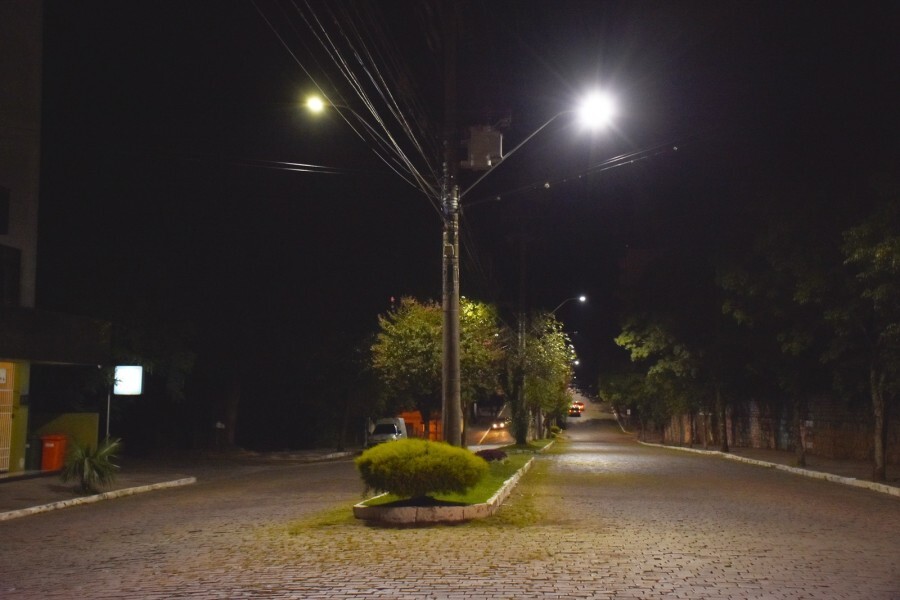 rua-24-de-maio-recebe-iluminacao-de-led