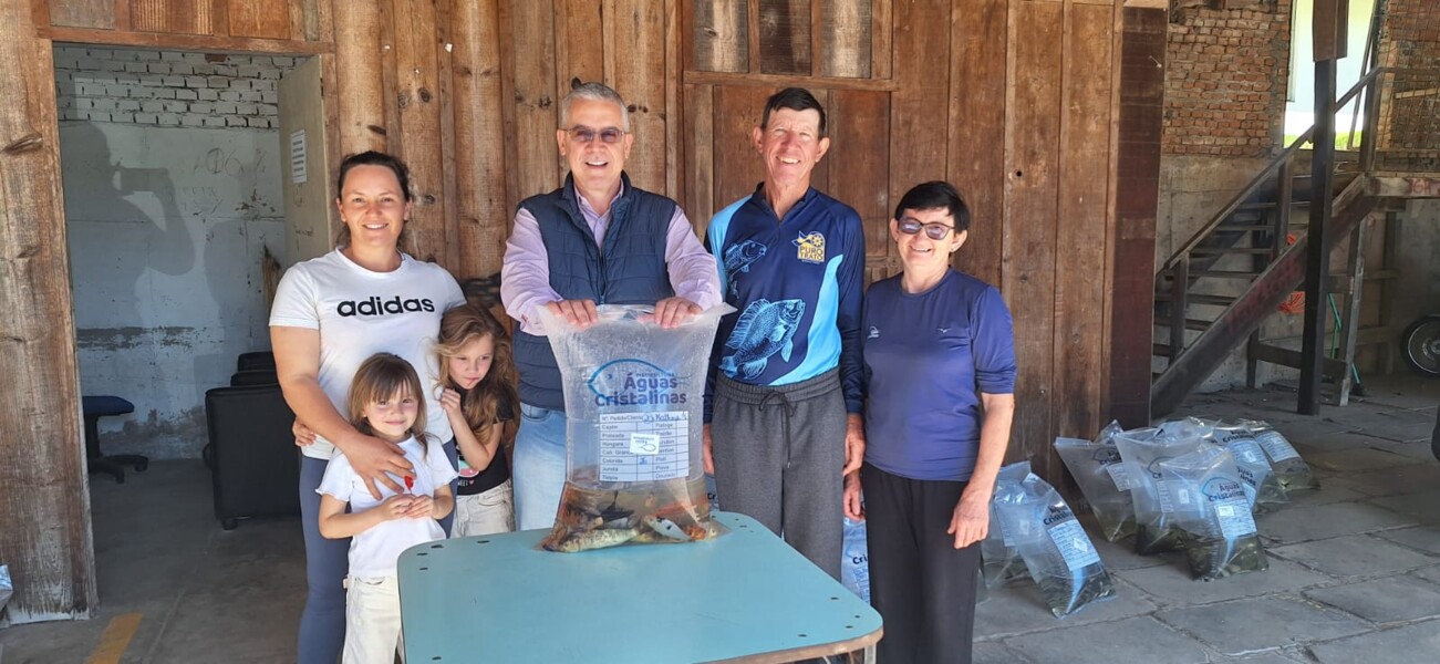 secretaria-de-desenvolvimento-rural-realiza-entrega-de-alevinos-em-veranopolis