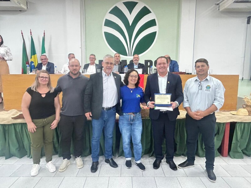 veranense-e-empossado-na-presidencia-de-uma-das-maiores-entidades-do-setor-primario-do-rs