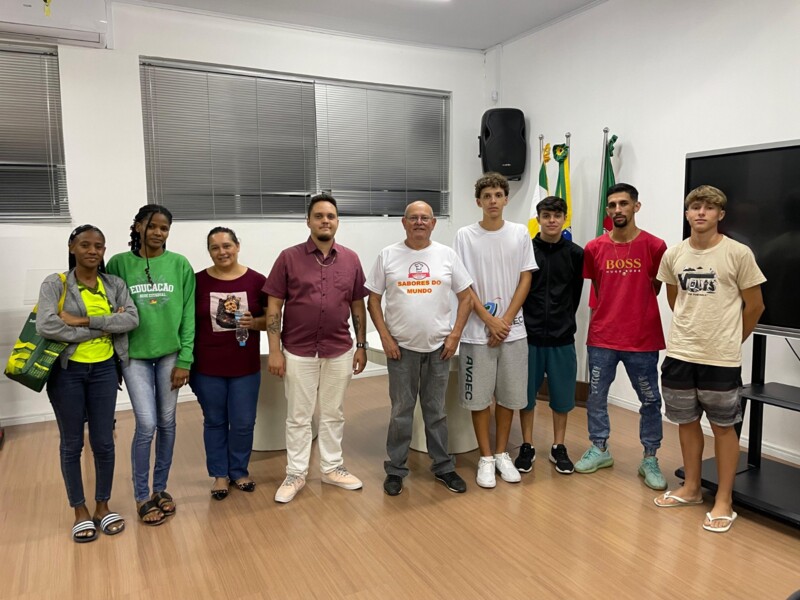 curso-de-formacao-em-garcom-e-realizado-em-veranopolis