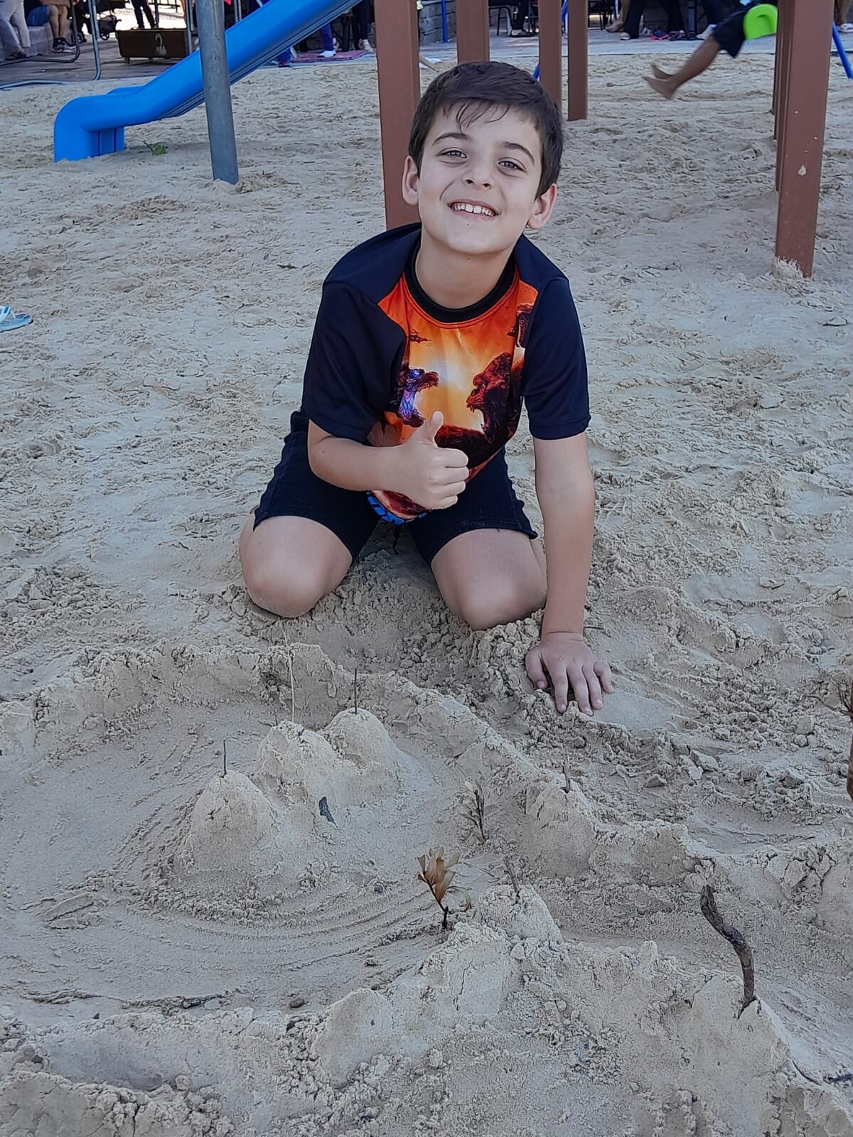 mais-uma-praca-e-entregue-a-comunidade-apos-revitalizacao