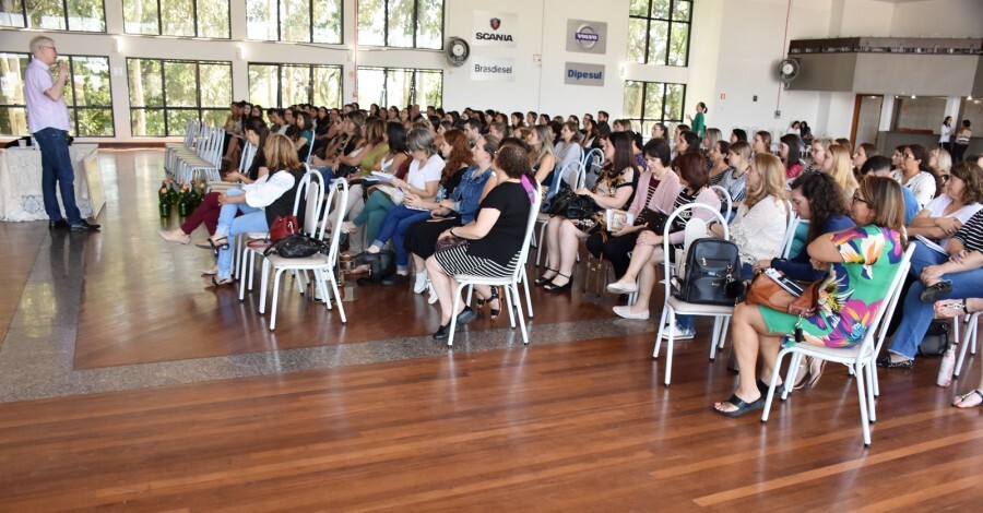 professores-participam-de-tres-dias-de-formacao